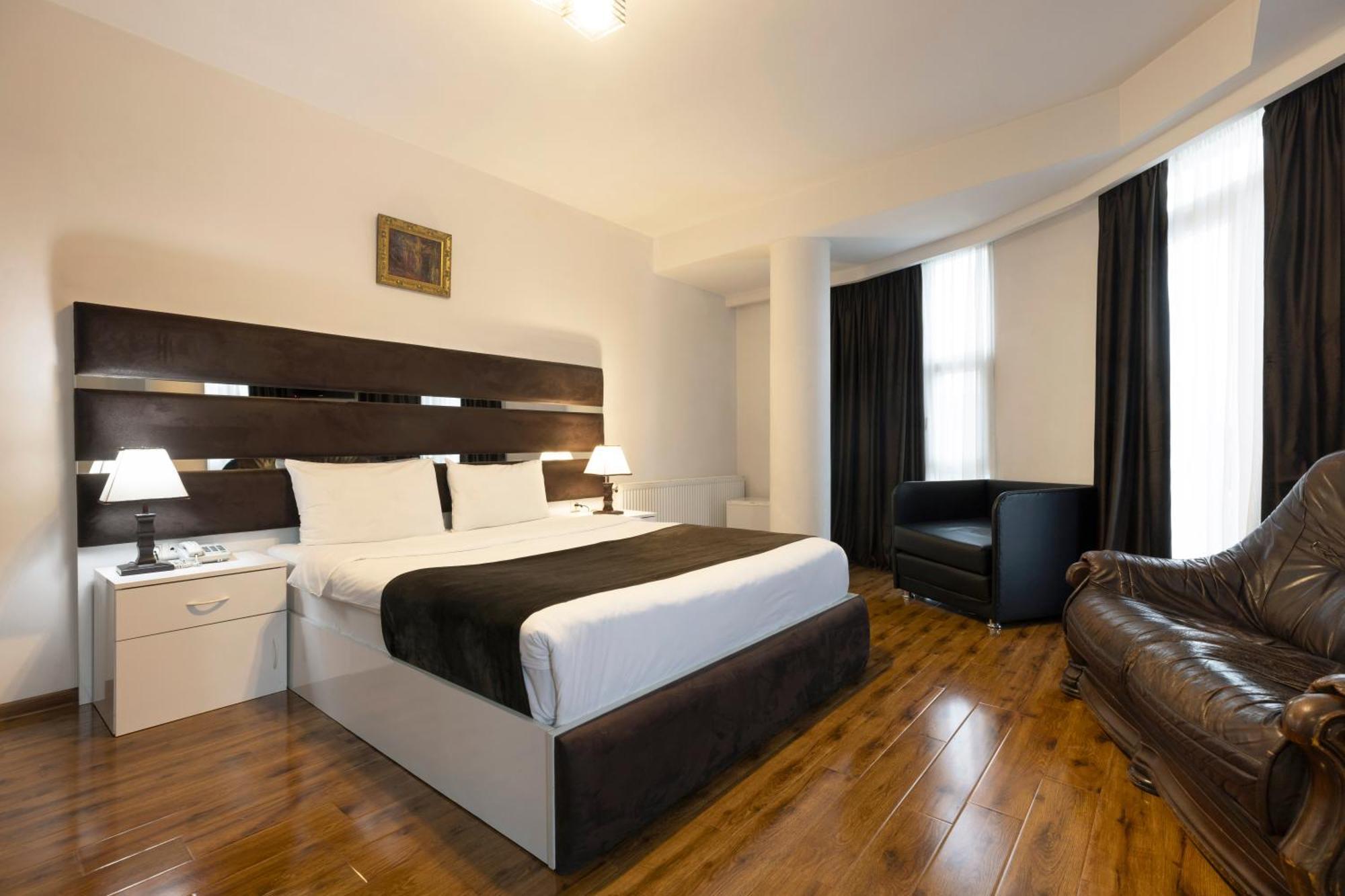 Hotel Grand Palace Tbilisi Cameră foto