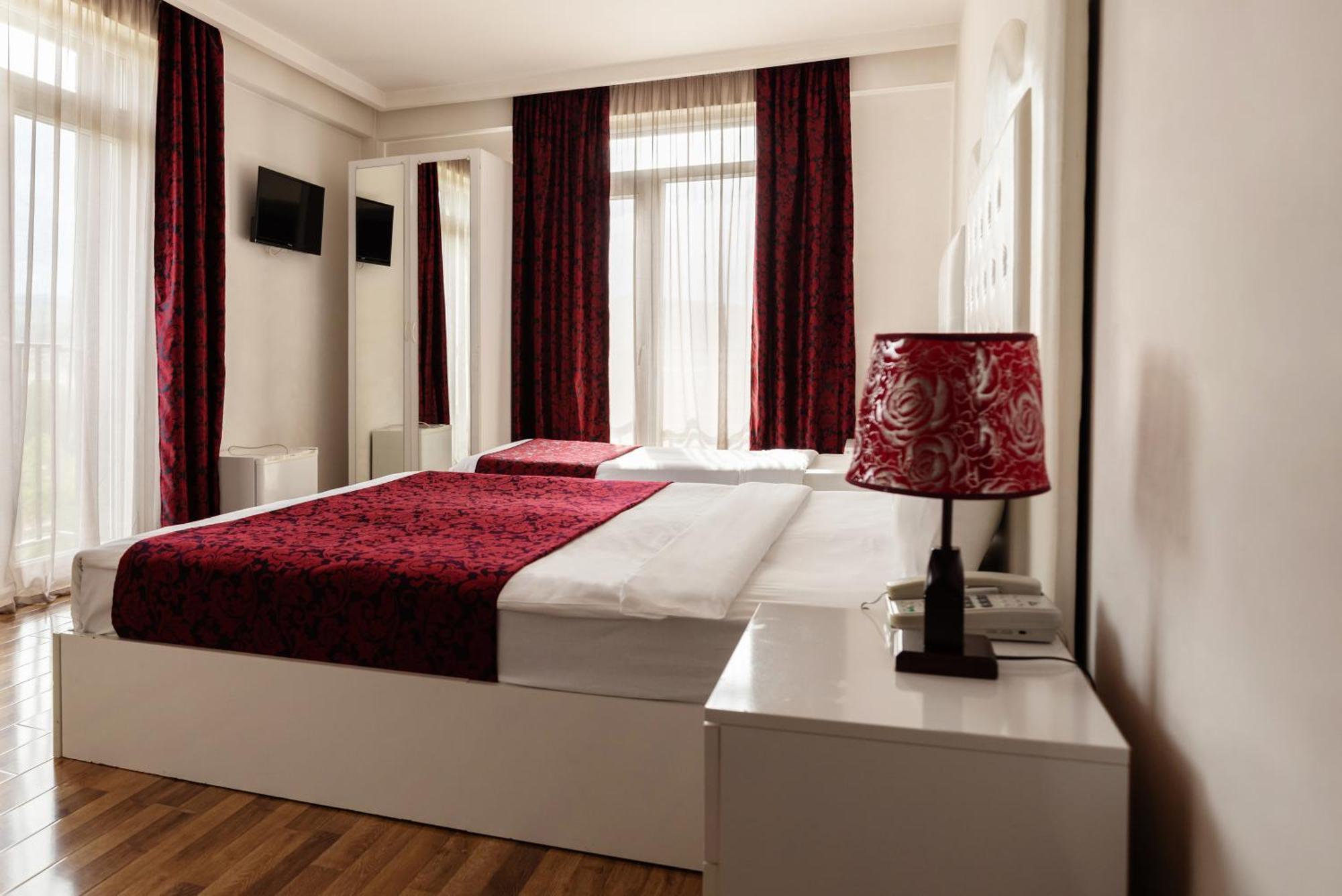 Hotel Grand Palace Tbilisi Cameră foto